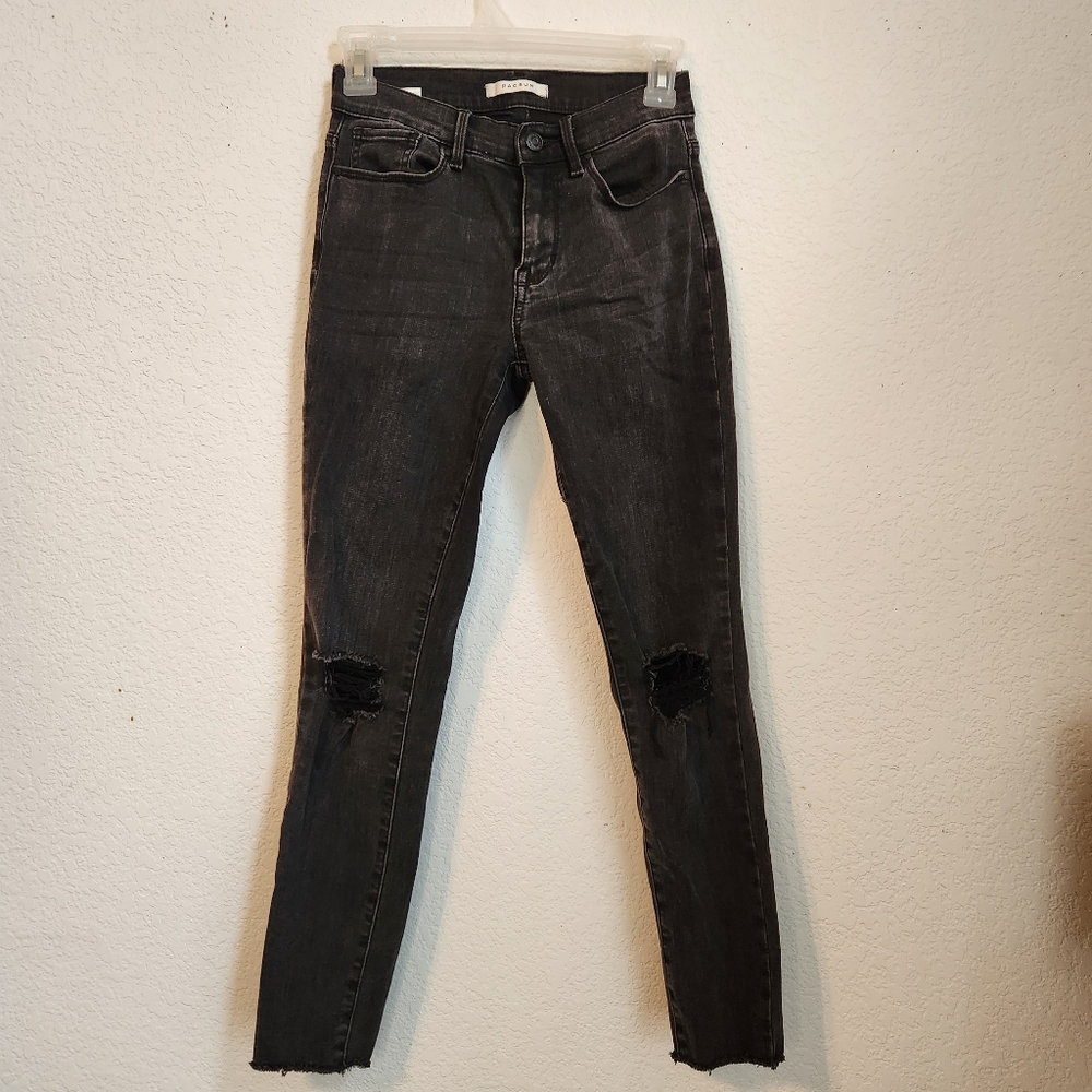 Pac Sun High-Rise Jeggings Skinney Distressed‎ Raw Hem, Size 23
